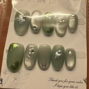 Press On Nails Sage Green Leaf Silver Accent‎ Glue On Nail Set Manicure